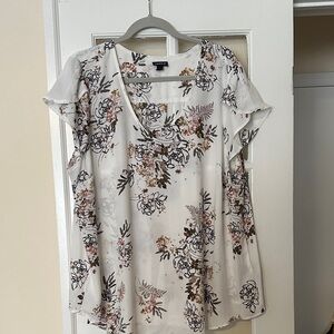 torrid White Floral V-Neck Ruffle Sleeve Blouse with Pink & Brown Accents